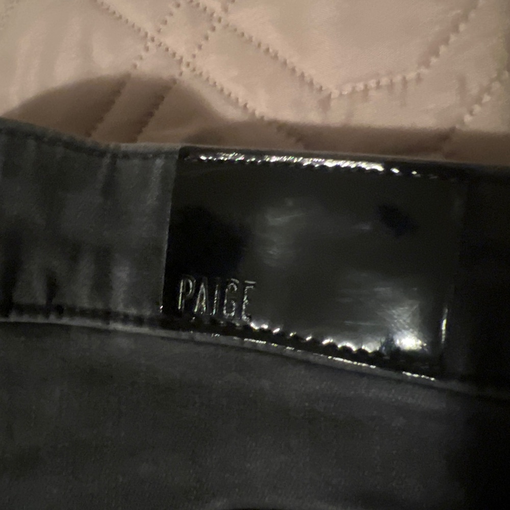 Paige Flaunt “Accent” Jeans - 26